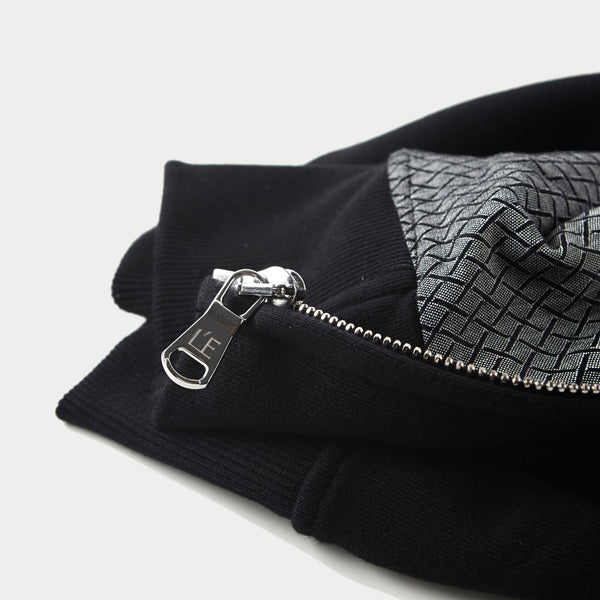 The Japanese Cross, Black